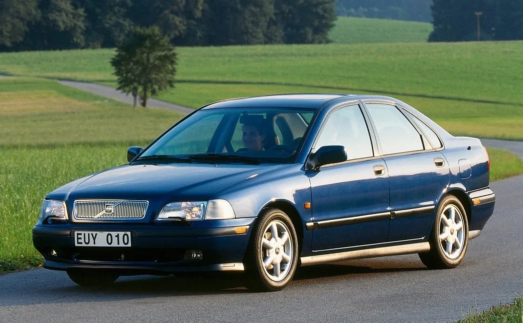 S40