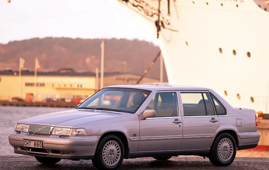 S90