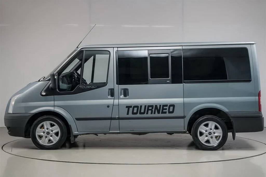 Tourneo Bus