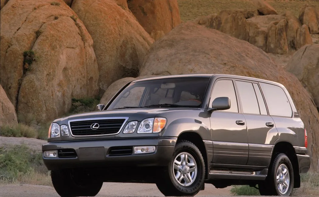 LX470